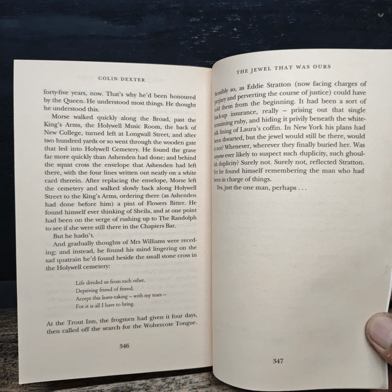The Jewel That Was Ours - Colin Dexter รูปที่ 8