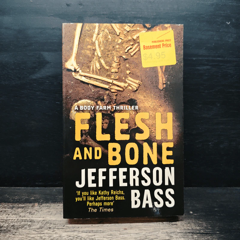 Flesh and Bone - Jefferson Bass รูปที่ 1