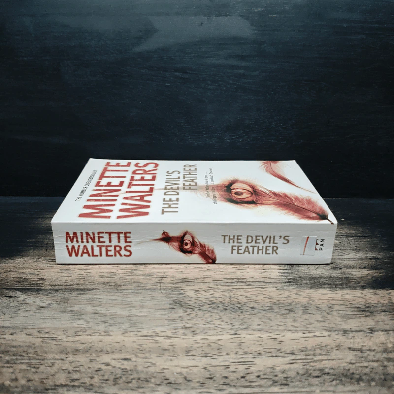The Devil's Feather - Minette Walters รูปที่ 3
