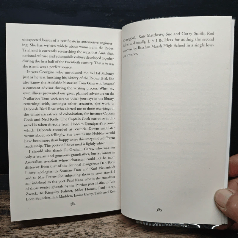 A Long Way from Home - Peter Carey รูปที่ 8