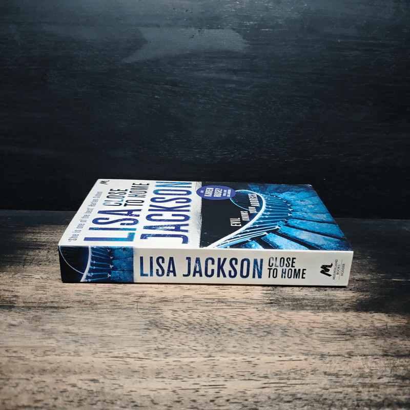 Close to Home - Lisa Jackson รูปที่ 3