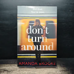 Don't Turn Around - Amanda Brooke