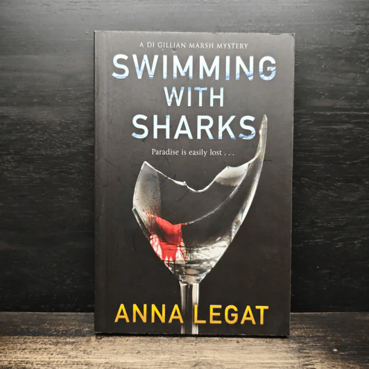 Swimming with Sharks - Anna Legat รูปที่ 1