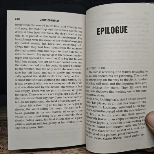 The White Road - John Connolly รูปที่ 8