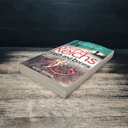Flash and Bones - Kathy Reichs รูปที่ 4