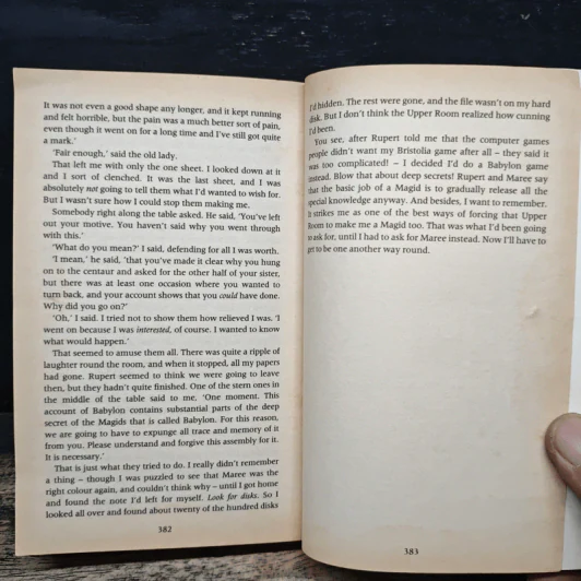 Deep Secret - Diana Wynne Jones รูปที่ 7