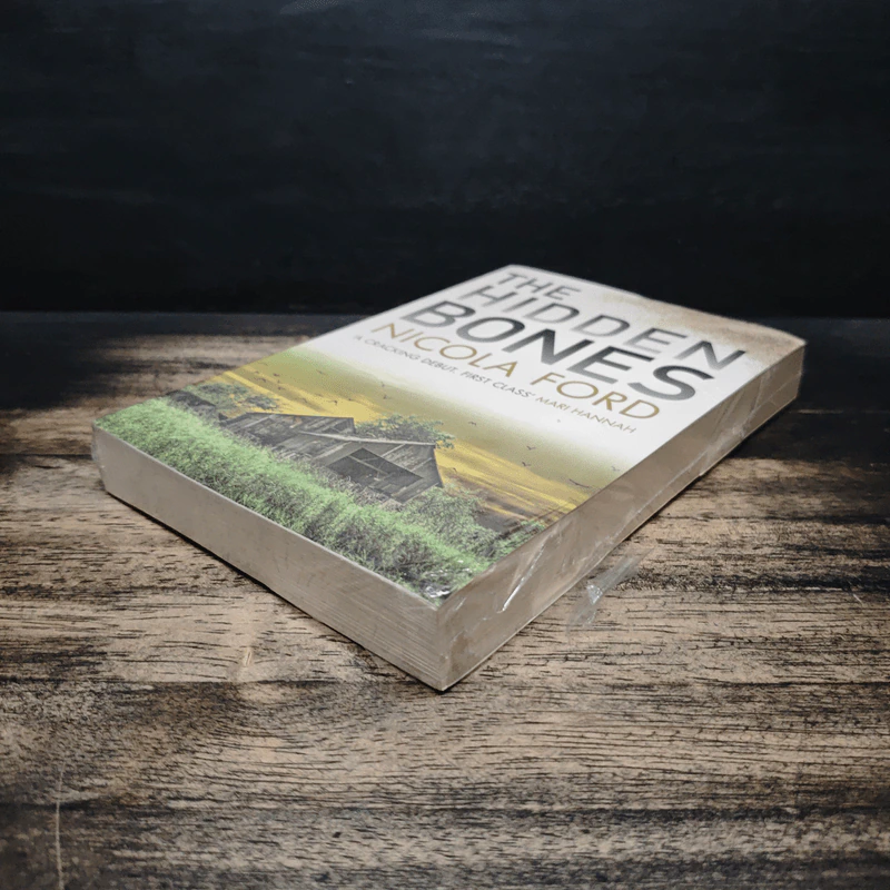 The Hidden Bones - Nicola Ford รูปที่ 4