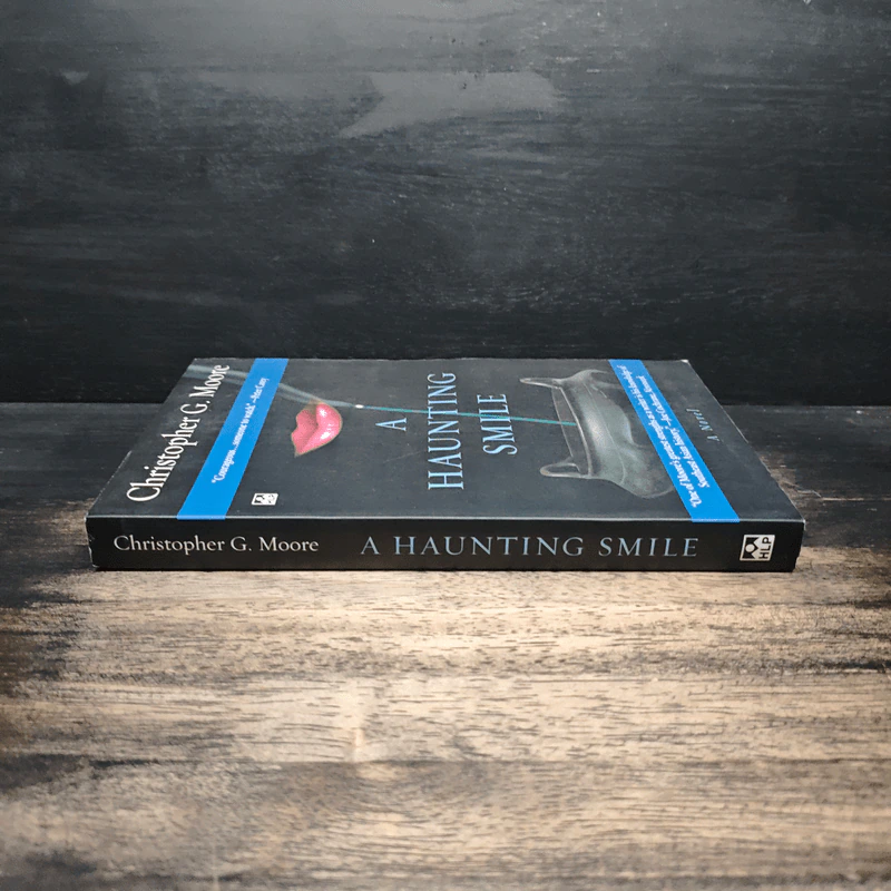 A Haunting Smile - Christopher G. Moore รูปที่ 3