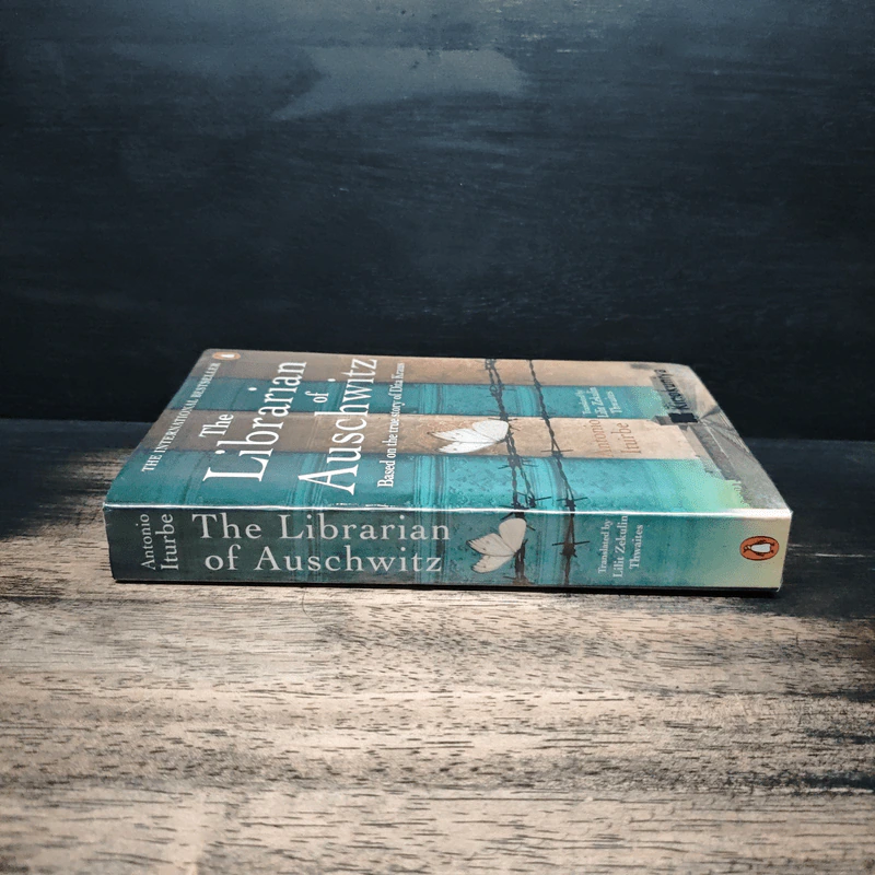 The Librarian of Auschwitz - Antonio Iturbe รูปที่ 3