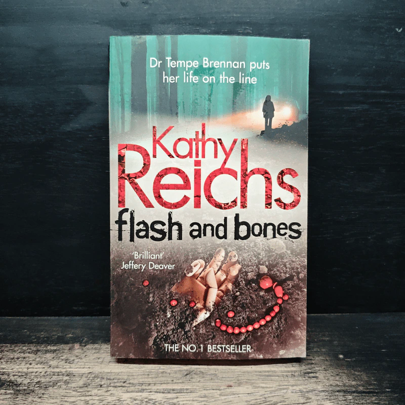 Flash and Bones - Kathy Reichs รูปที่ 1