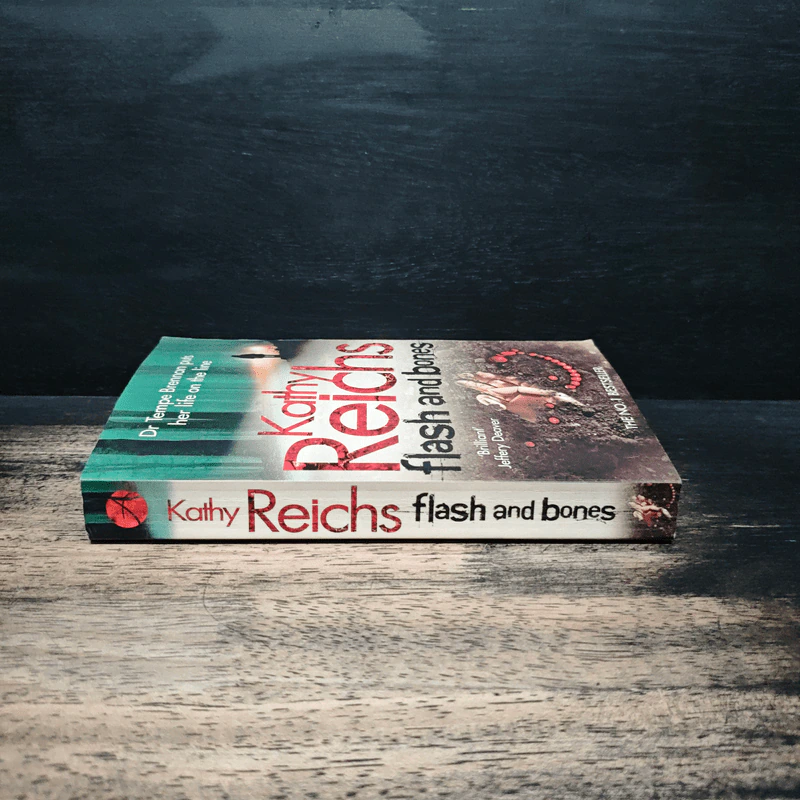 Flash and Bones - Kathy Reichs รูปที่ 3
