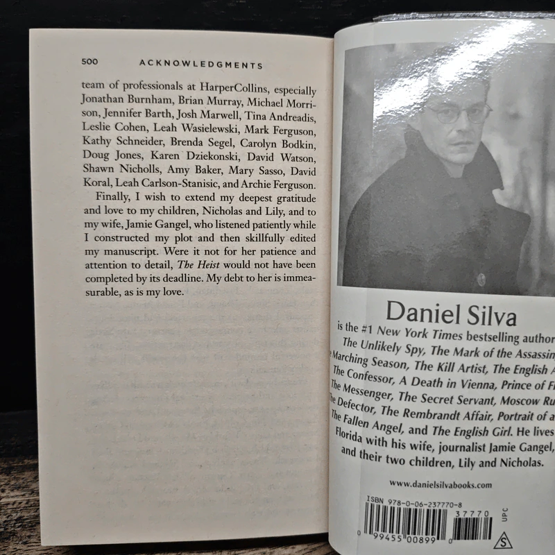 The Heist - Daniel Silva รูปที่ 8