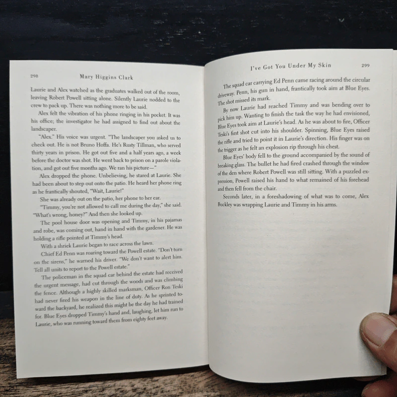 I've Got You Under My Skin - Mary Higgins Clark รูปที่ 8