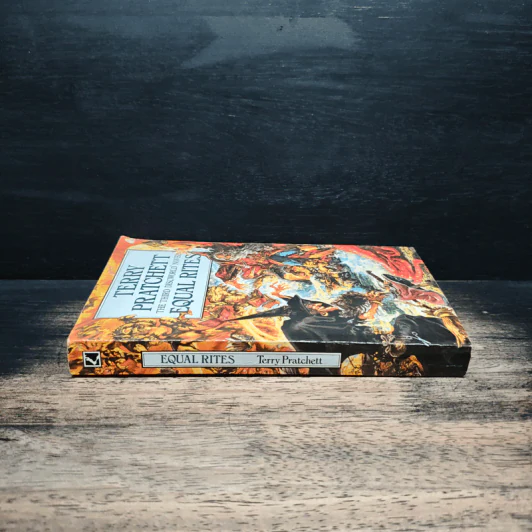 Equal Rites - Terry Pratchett รูปที่ 3