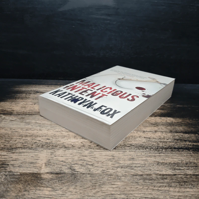 Malicious Intent - Kathryn Fox รูปที่ 4