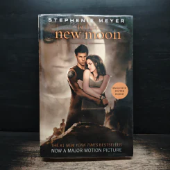 New Moon - Stephenie Meyer