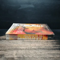 The Edge of the Shadows - Elizabeth George รูปที่ 3