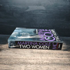 Two Women - Martina Cole รูปที่ 3