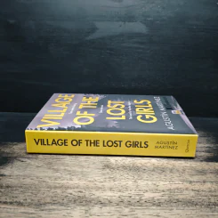 Village of the Lost Girls - Agustín Martínez รูปที่ 3