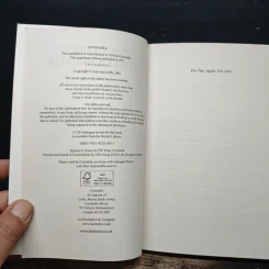 The Silence Between Breaths - Cath Staincliffe รูปที่ 6