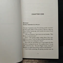 One Of Us Is Lying - Karen M. McManus รูปที่ 7