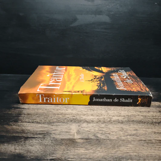 Traitor - Jonathan de Shalit รูปที่ 3