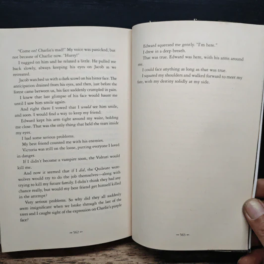 New Moon - Stephenie Meyer รูปที่ 9