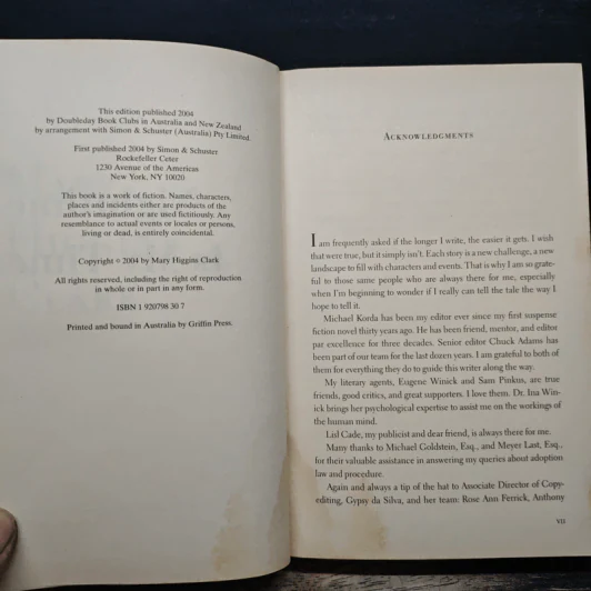 Nighttime Is My Time - Mary Higgins Clark รูปที่ 6