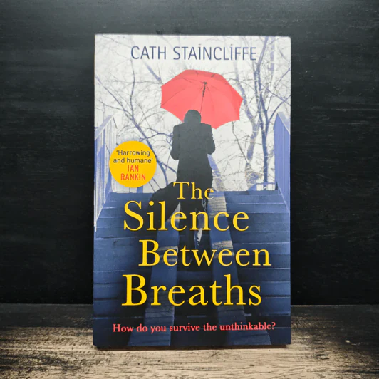 The Silence Between Breaths - Cath Staincliffe รูปที่ 1