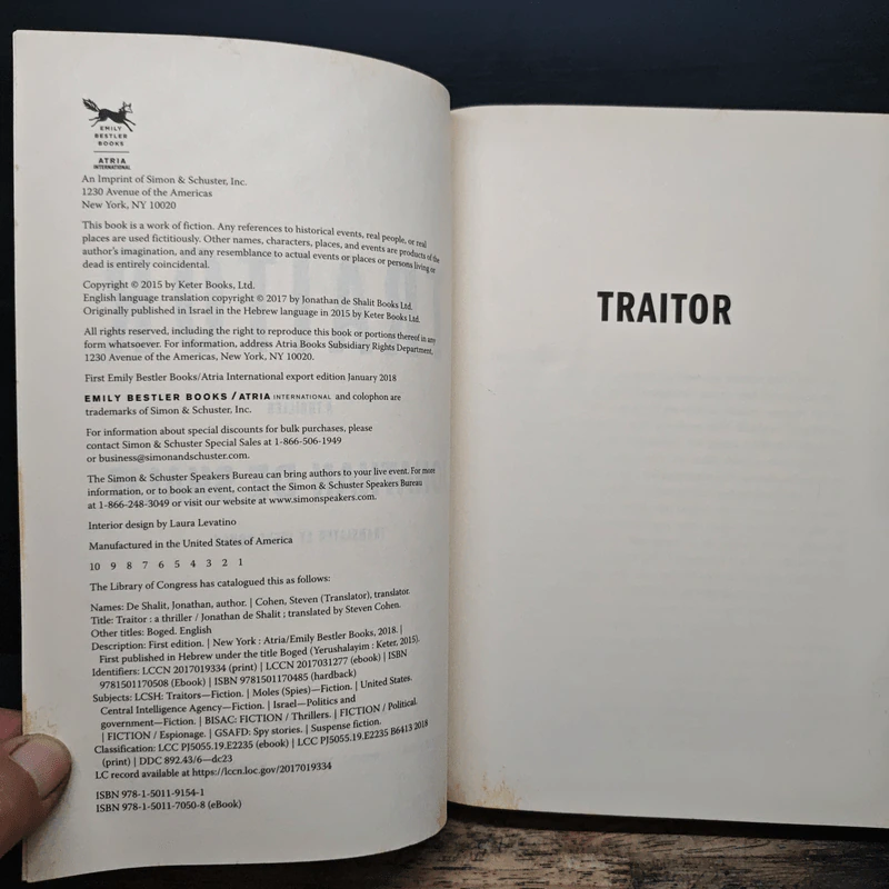 Traitor - Jonathan de Shalit รูปที่ 6