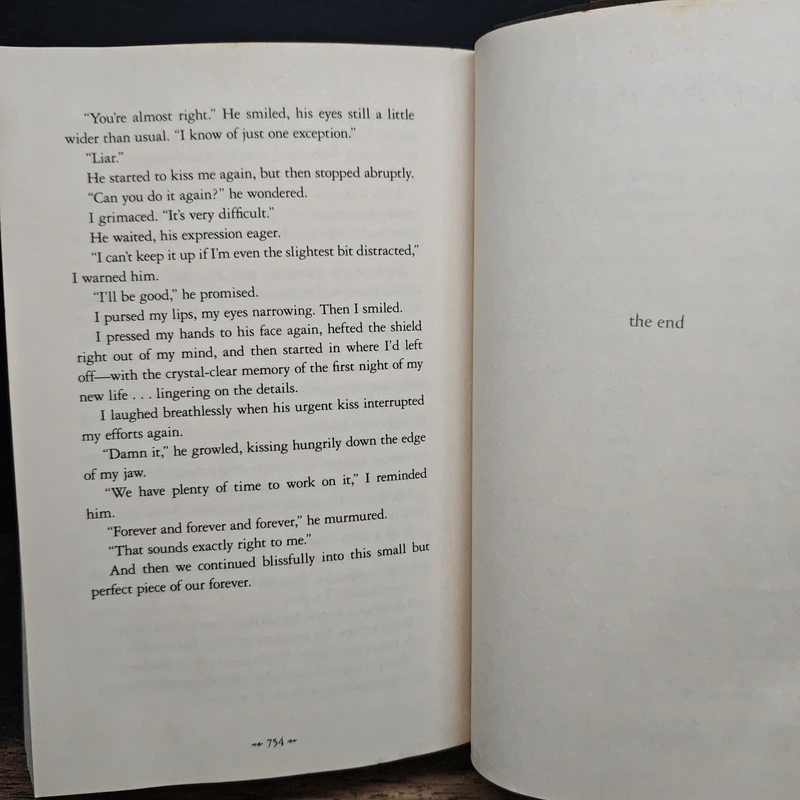 The Twilight Saga Breaking Dawn - Stephenie Meyer รูปที่ 10