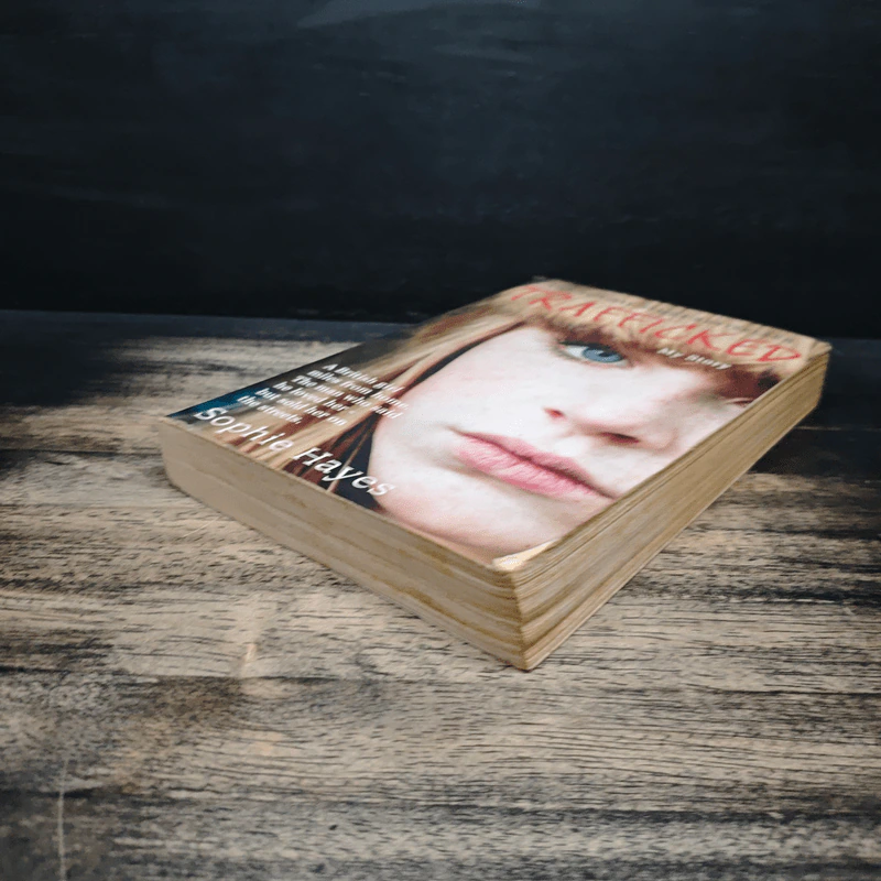 Trafficked - Sophie Hayes รูปที่ 4
