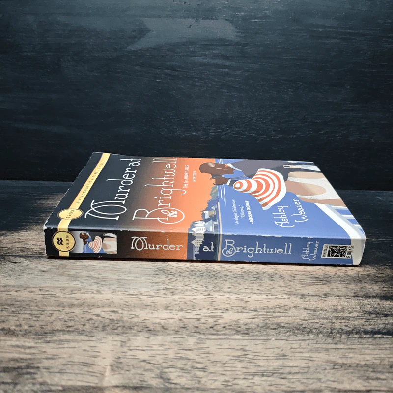 Murder at the Brightwell - Ashley Weaver รูปที่ 3