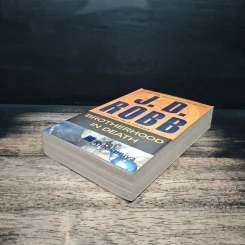 Brotherhood in Death - J. D. Robb รูปที่ 4