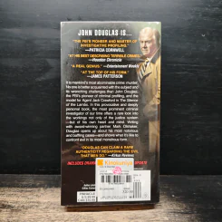 Law & Disorder - John Douglas รูปที่ 2
