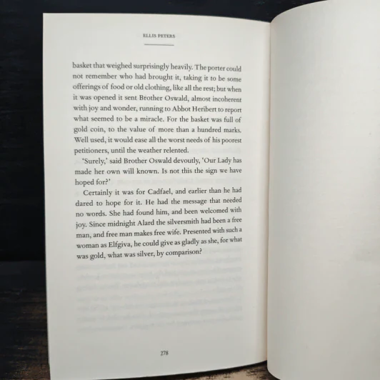 Murder Under the Christmas Tree - Ian Rankin, Dorothy L. Sayers รูปที่ 8