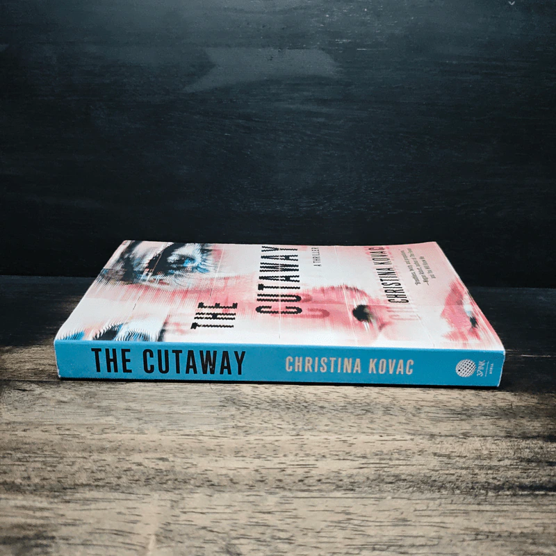 The Cutaway - Christina Kovac รูปที่ 3