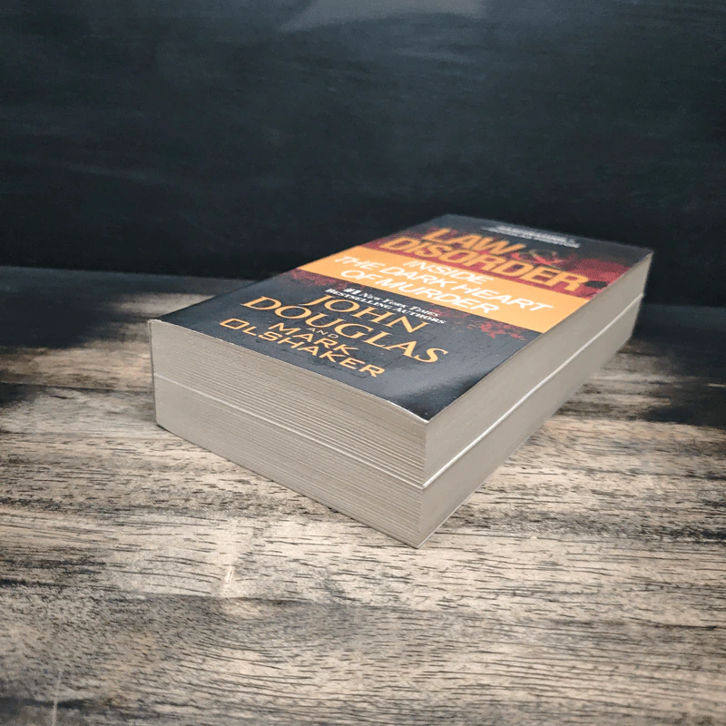 Law & Disorder - John Douglas รูปที่ 4