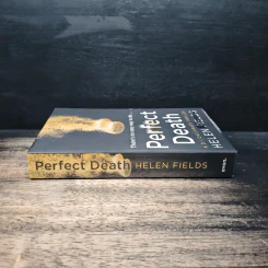Perfect Death - Helen Fields รูปที่ 3