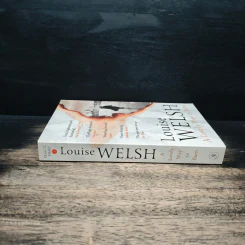 A Lovely Way to Burn - Louise Welsh รูปที่ 3