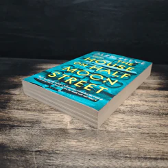 The House on Half Moon Street - Alex Reeve รูปที่ 4