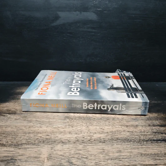The Betrayals - Fiona Neill รูปที่ 3