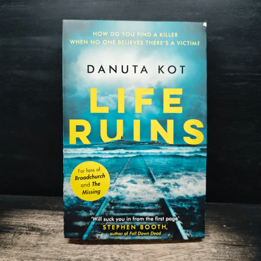 Life Ruins - Danuta Kot รูปที่ 1