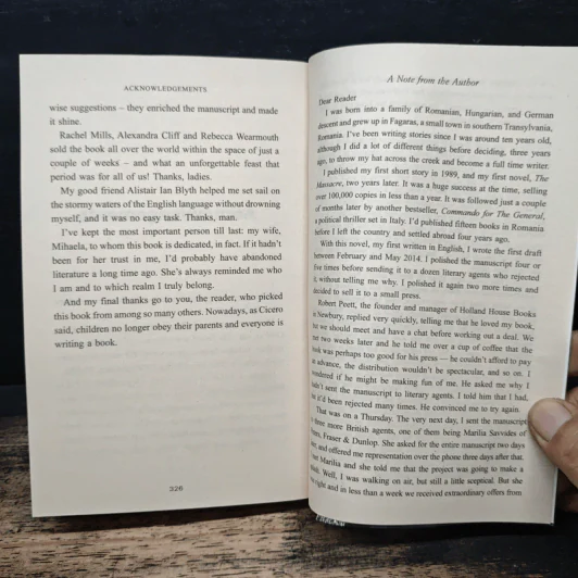 The Book of Mirrors - E.O. Chirovici รูปที่ 8