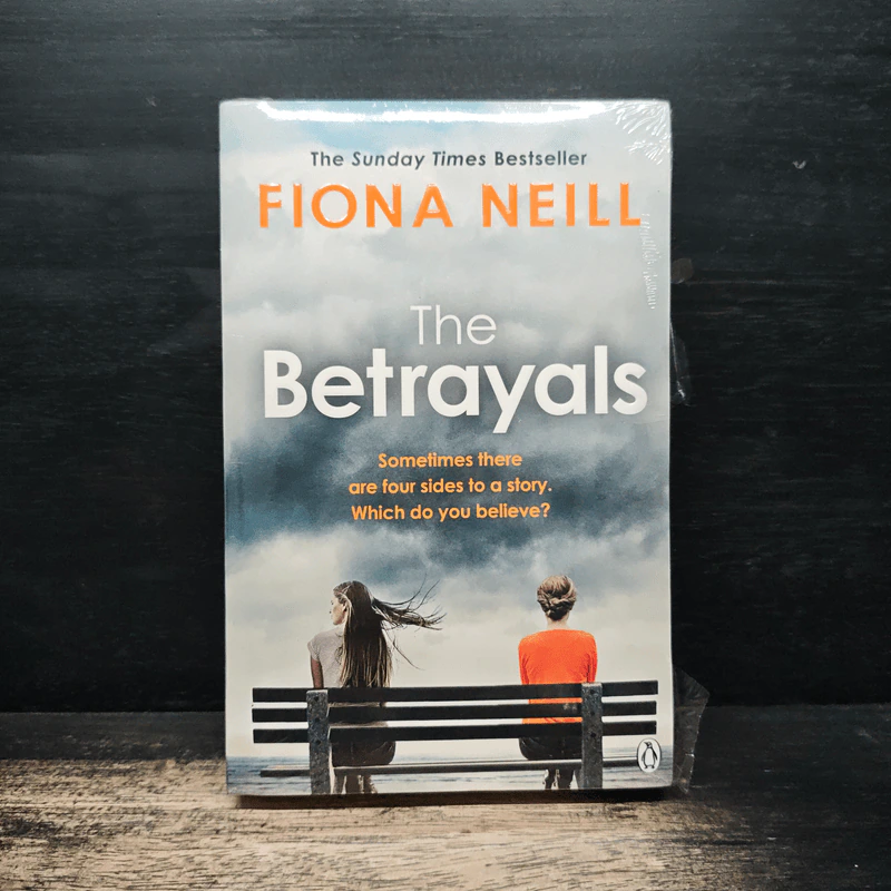 The Betrayals - Fiona Neill รูปที่ 1