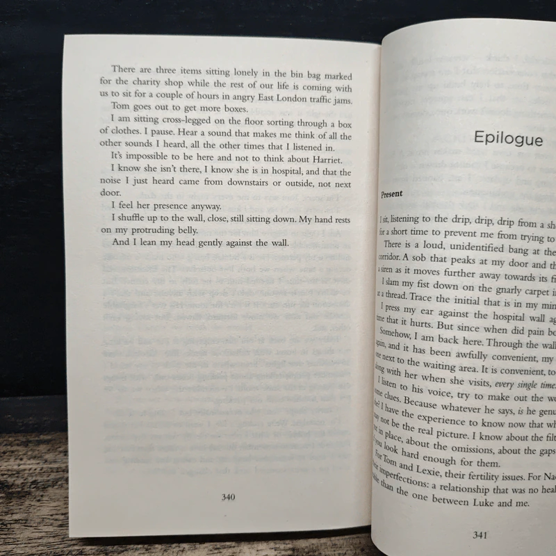 Through the Wall - Caroline Corcoran รูปที่ 8