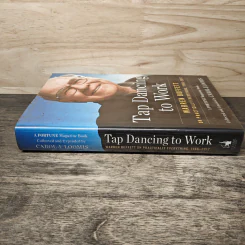 Tap Dancing to Work Warren Buffett on Practically Everything - Carol J. Loomis รูปที่ 2