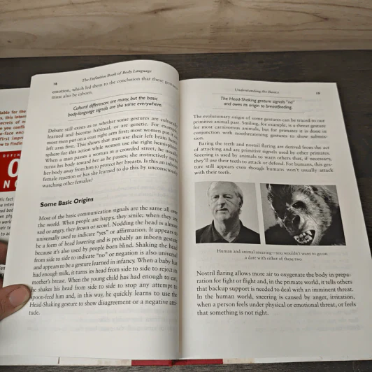 The Definitive Book of Body Language - Allan, Barbara Pease รูปที่ 8