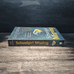 Schoolgirl Missing - Sue Fortin รูปที่ 3