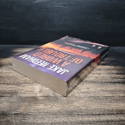 A World of Trouble - Jake Needham รูปที่ 5